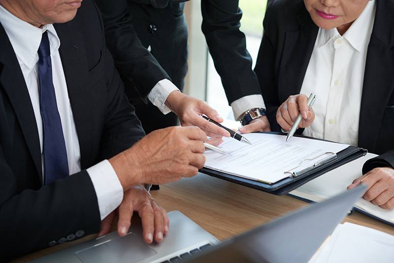 checking-contract-terms